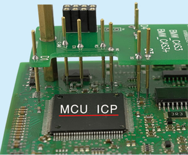 MCU programming in Circuits